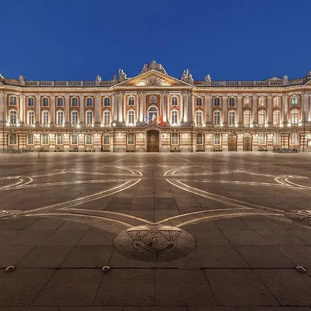 Le Lafayette-capitole-ascenseur - * Toulouse